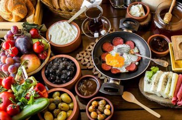 Mersin Kızkalesi’nde Kahvaltı Mekanları Ve Restoranlar